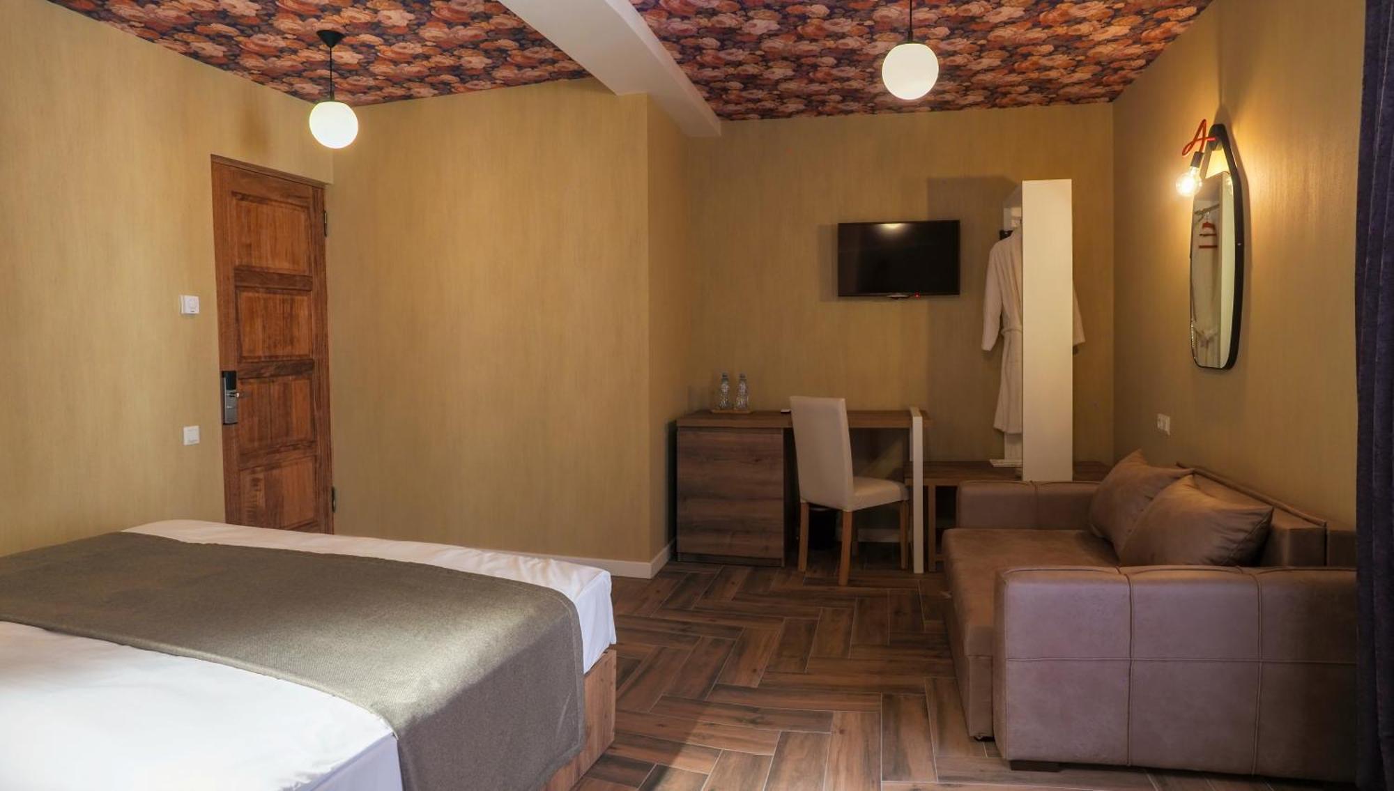 Hotel Hills In Old Tbilisi Zewnętrze zdjęcie