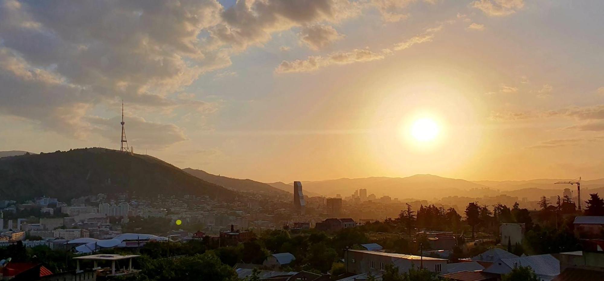 Hotel Hills In Old Tbilisi Zewnętrze zdjęcie