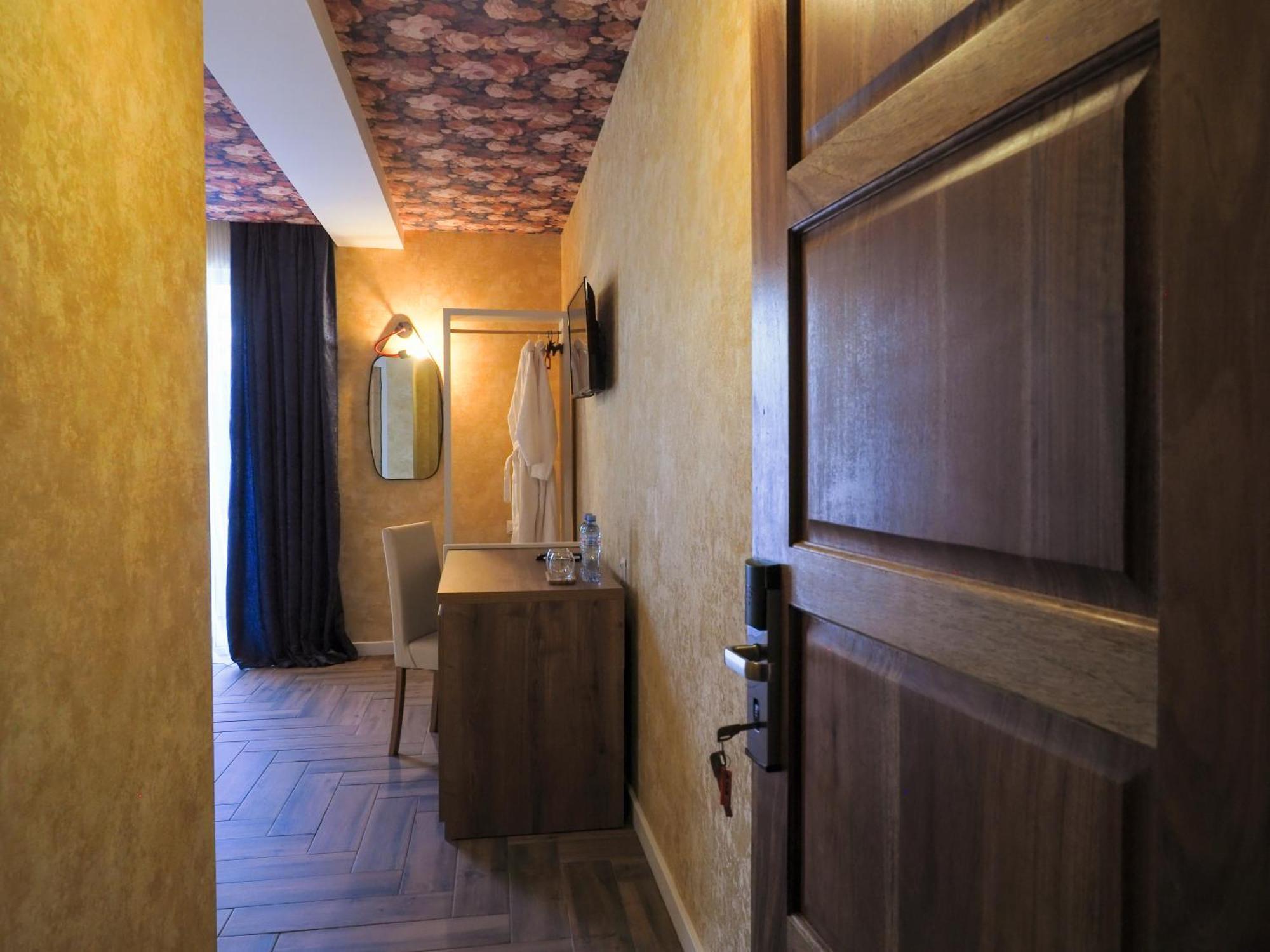 Hotel Hills In Old Tbilisi Zewnętrze zdjęcie